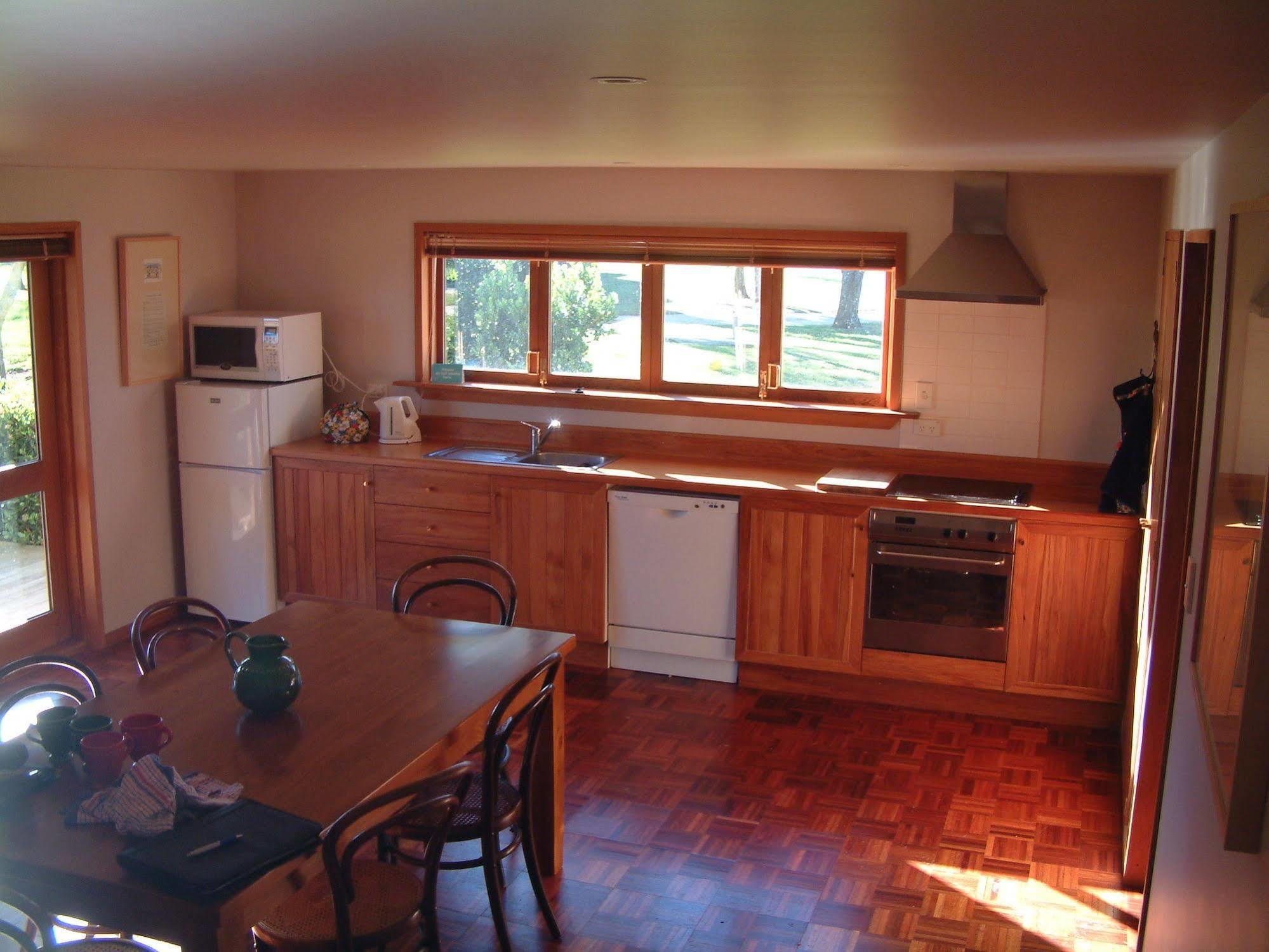Whitestone Cottages Windwhistle Exteriör bild